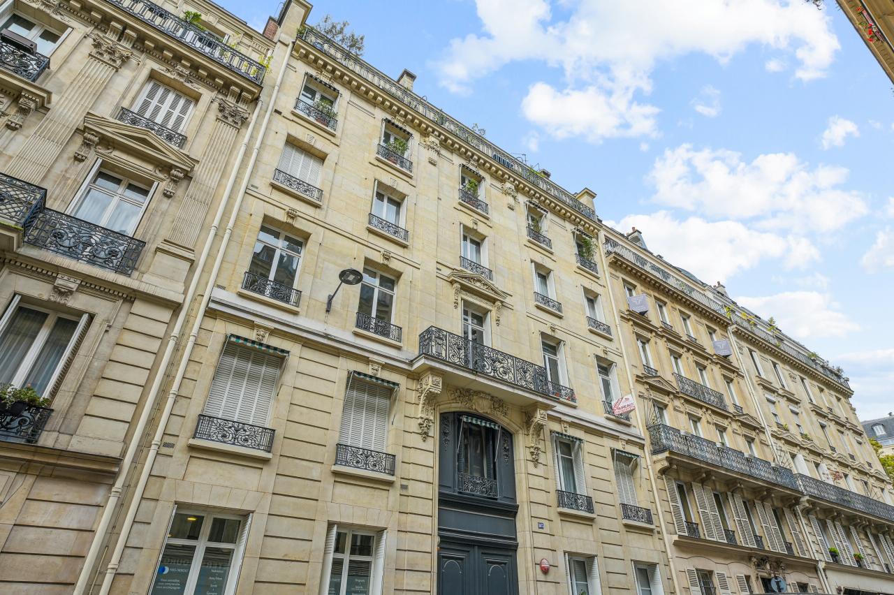 Bureau Paris 330m² Location bureau Paris OLBUR2426182 9